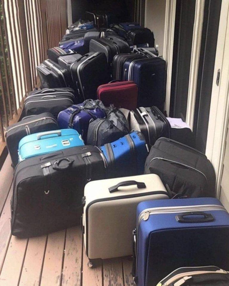 Mijn zus heeft me het huis uitgezet nadat onze vader was overleden.